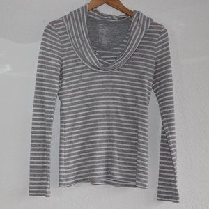 GAP / The Octavia Waffle Cowl Grey White. Size Med